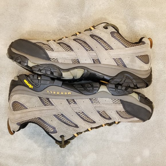 Never Hiked in Walnut Merrell Moab Vent Low Hiking Shoes for Men